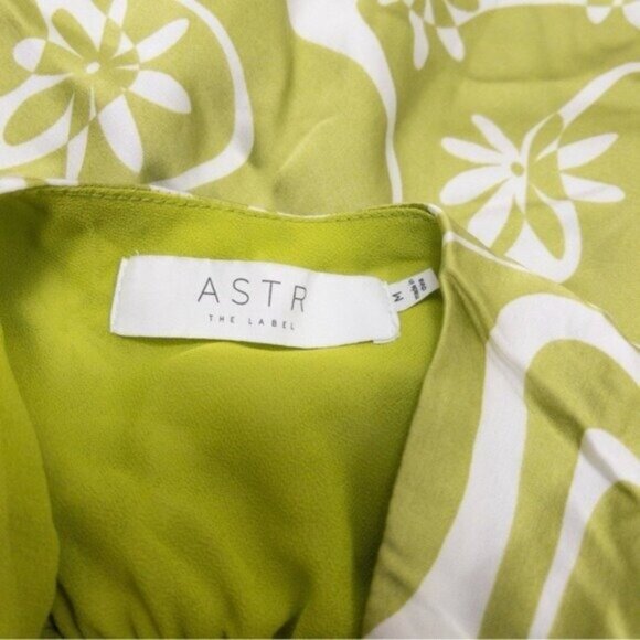 NEW ASTR The Label Quinta Retro Halter Chain Mini Dress M Celery Floral Mabel - Picture 4 of 11